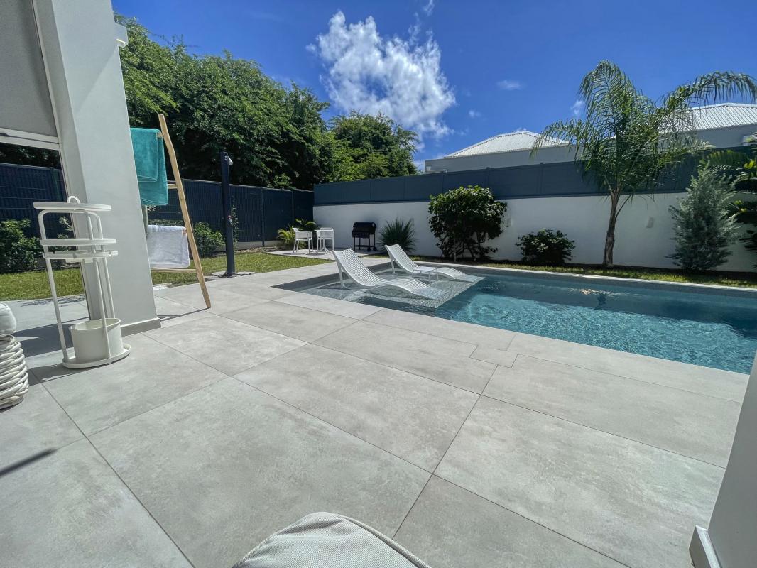 9 Location villa piscine accès plage Saint François Guadeloupe_terrasse